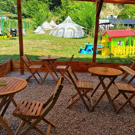 Luna Rock Glamping Brezoi - Blue Scai Экстерьер фото