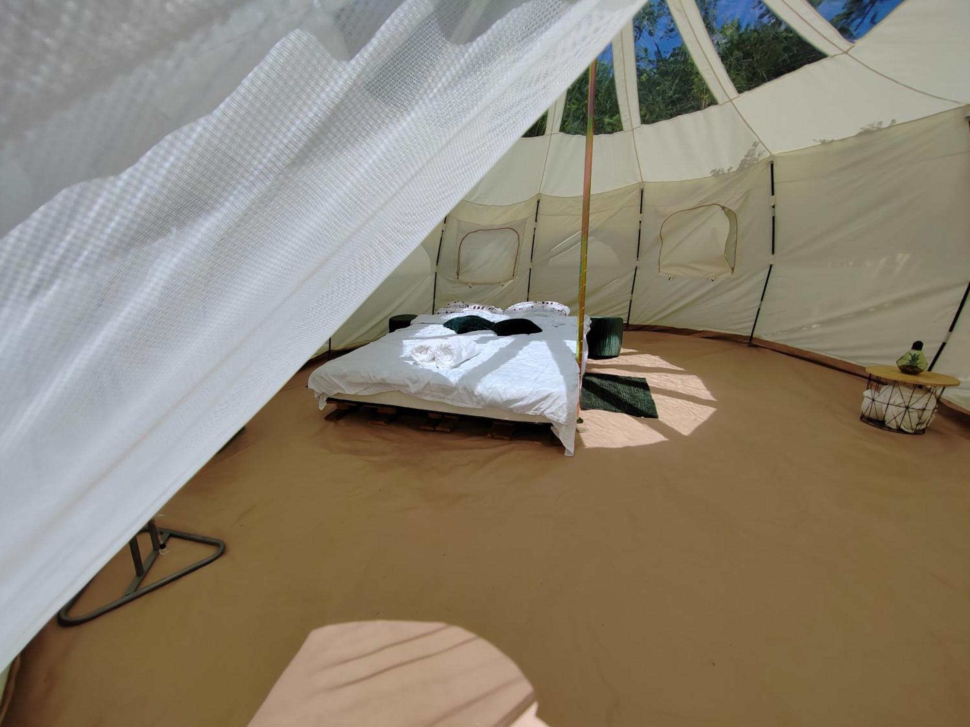 Luna Rock Glamping Brezoi - Blue Scai Экстерьер фото